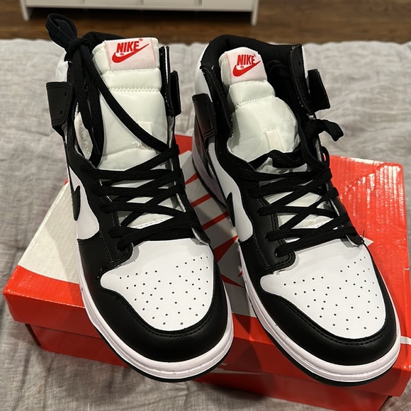 NIB Nike Dunk High Retro "Panda - Black / White" - Picture 2 of 4